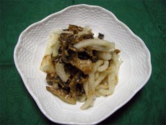 キクラゲ(木耳)とダイコン(大根)の胡麻風味