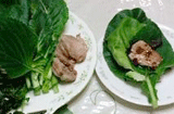 小松菜、大葉と茹で豚の手巻きサラダ